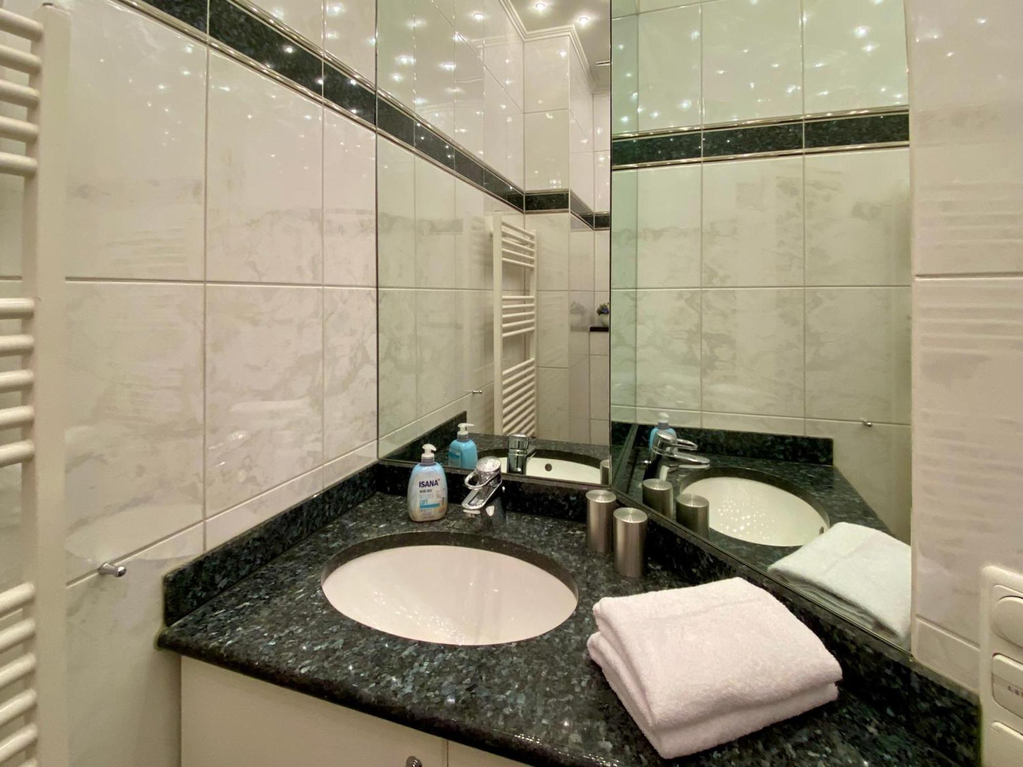 Residenz Bleichroeder - Ferienwohnung Charlotte هيرينجسدورف المظهر الخارجي الصورة